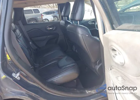 2017 Jeep Cherokee Trailhawk 4X4 from USA, damaged, VIN 1C4PJMBB9HW524726